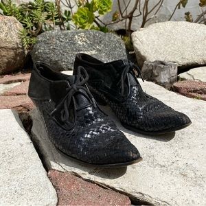 Pointed toe Via Spiga Italian black leather loafer mule dress shoes.